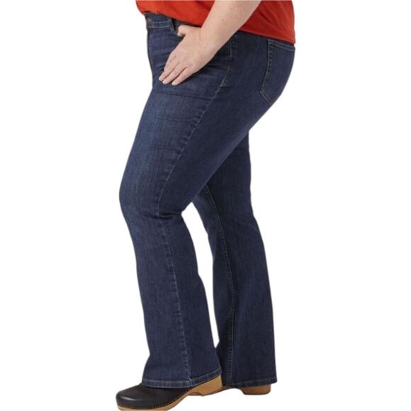 DULUTH Trading Women's Bootcut Blue Jeans Plus Size 16W - Picture 2 of 9